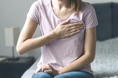 Consumo de álcool durante a reposição hormonal aumenta o risco de câncer de mama